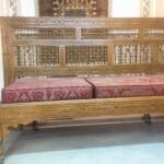 Arabic seated set in mashrabiya - Image 2